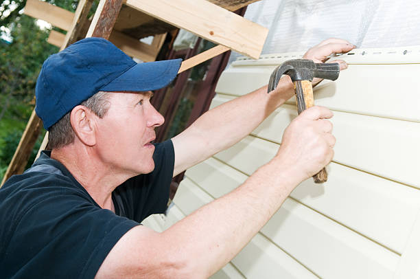 Siding Removal and Disposal in Brookwood, AL